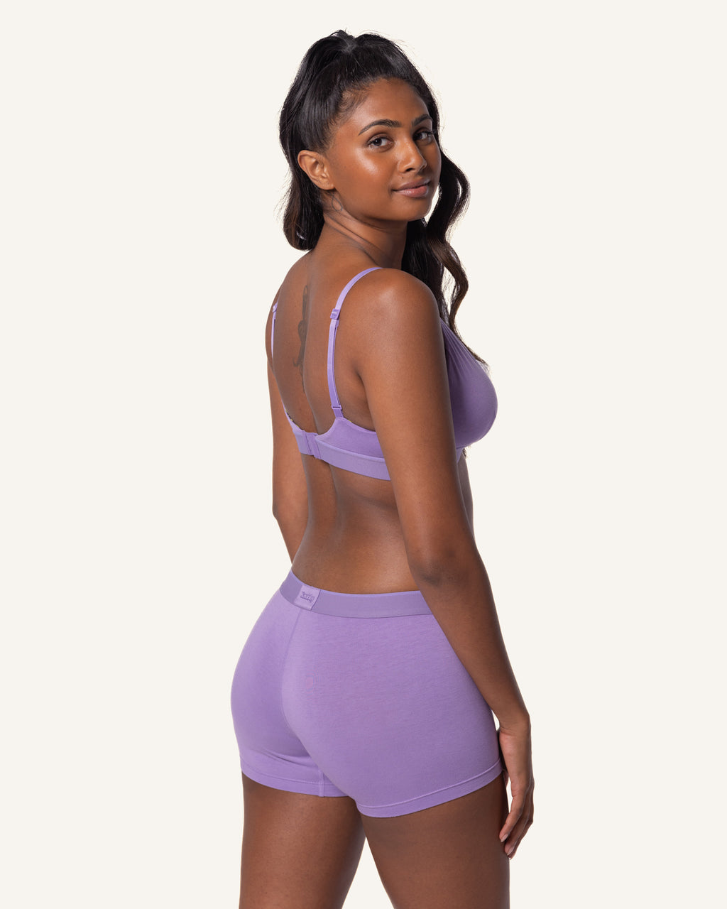 Women's Shortie