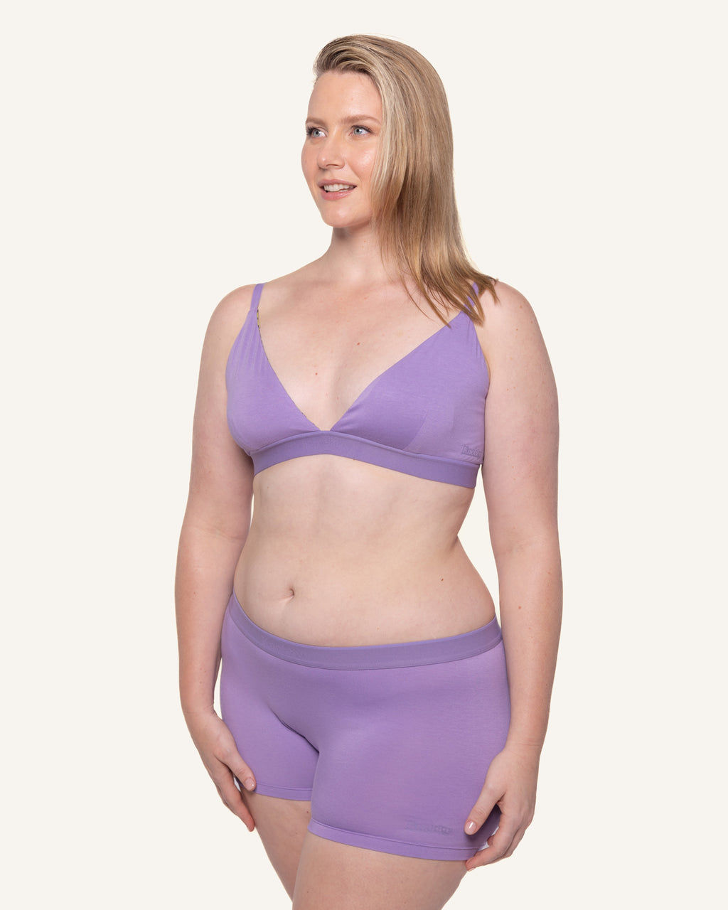 Women's Shortie