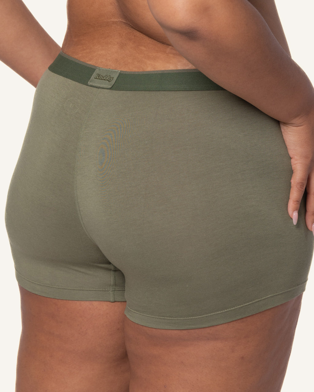 Women's Shortie