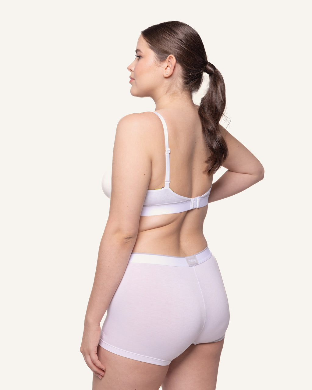Women's Shortie